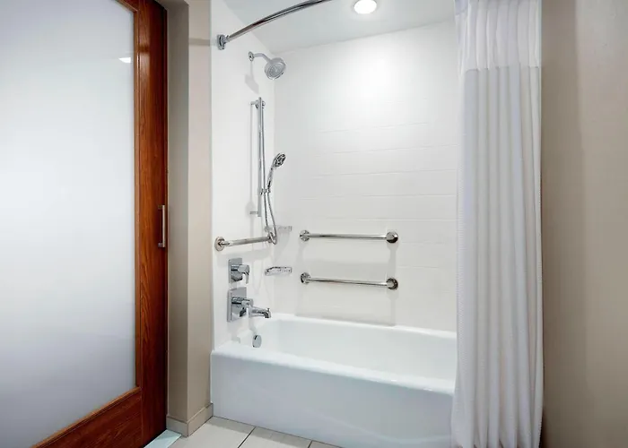 Hotel Springhill By Marriott Osu 3*